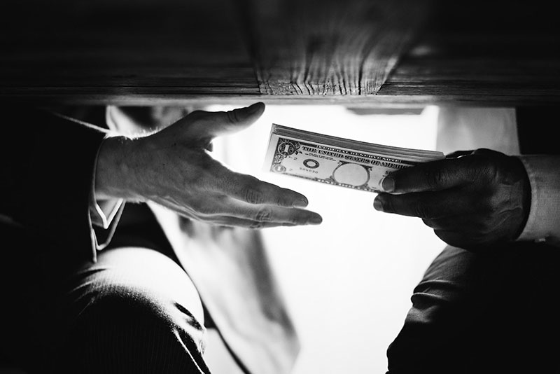 A improbidade administrativa e suas espécies